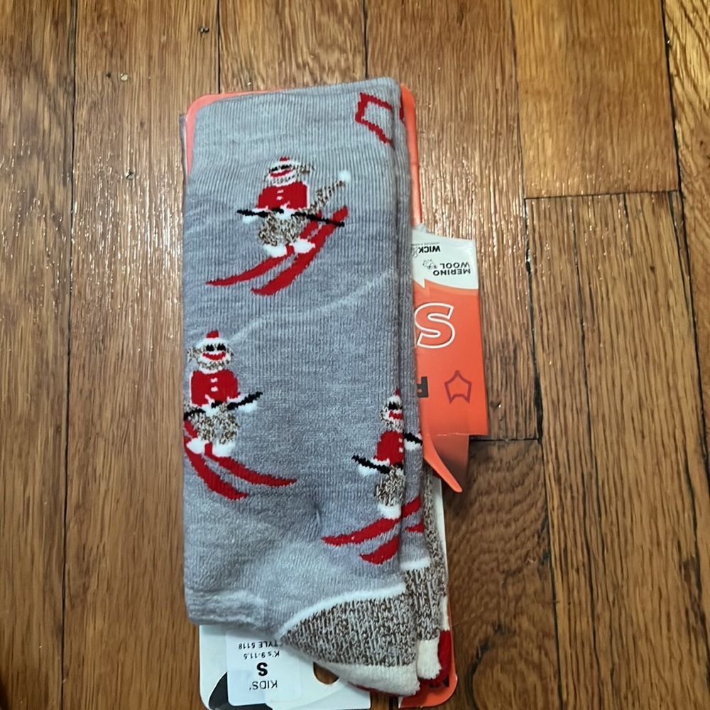 Fox River Mills Kid's Monkey'n Around Socks. NWT